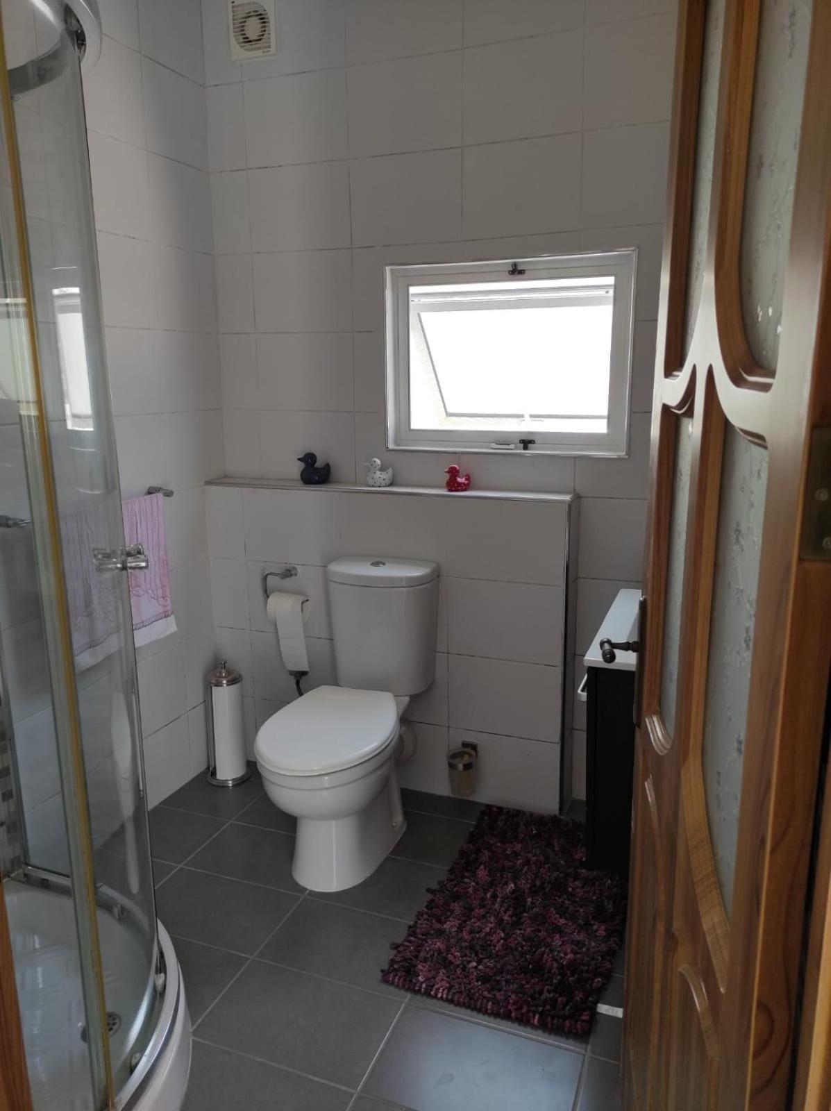 Studio Apartment With Private Terrace, Jacuzzi & Views Mosta Oda fotoğraf